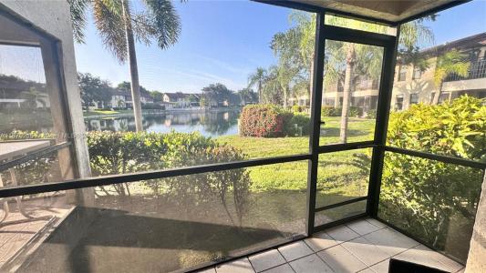 5339 Treetops Drive T105, Naples, Florida 34113, Estados Unidos