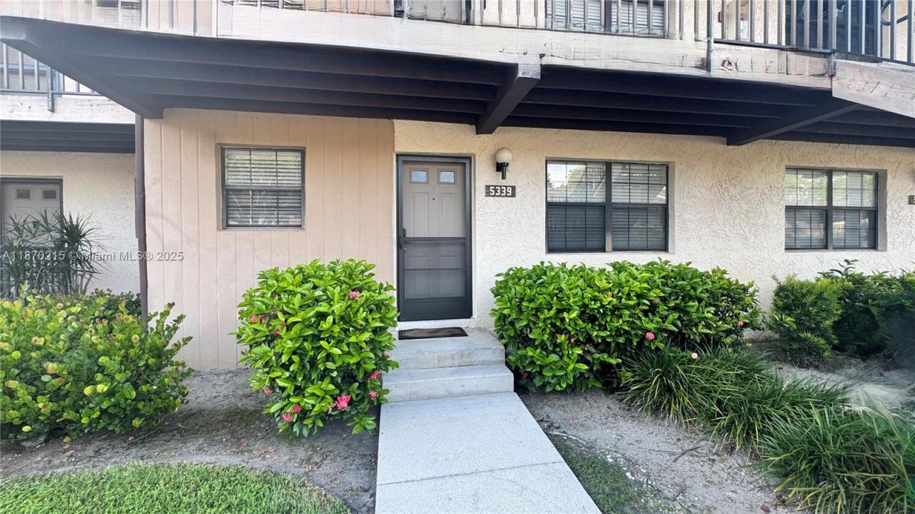 5339 Treetops Drive T105, Naples, Florida 34113, Estados Unidos