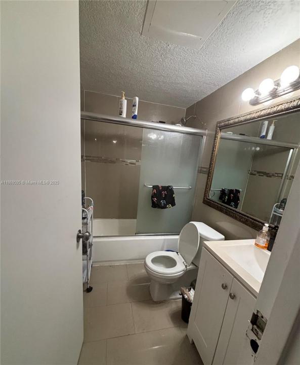 16450 NW 2nd Ave 109, Miami, Florida 33169, Stati Uniti