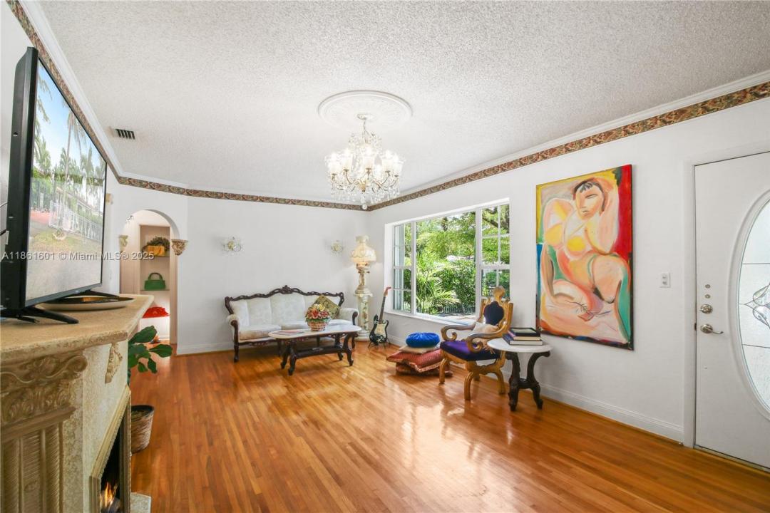 6101 SW 13th Ter, West Miami, 佛罗里达州 33144, 美国