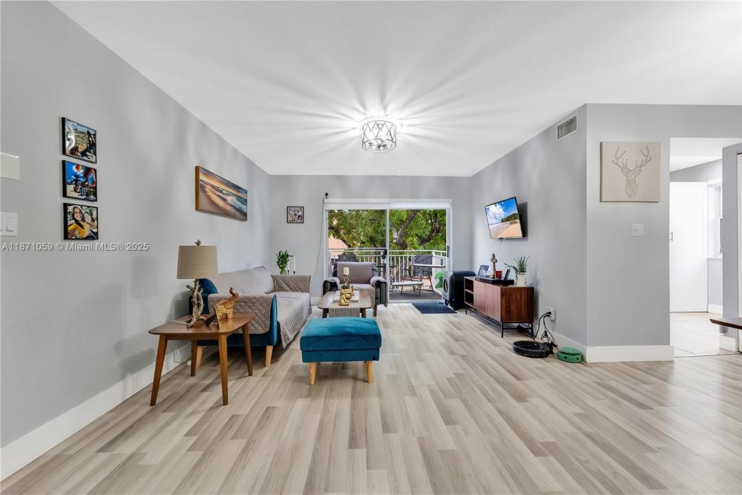1200 SW 113th Ter 203, Pembroke Pines, Flórida 33025, Estados Unidos