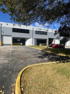 2310 NW 102nd Pl, Doral, Florida 33172, USA