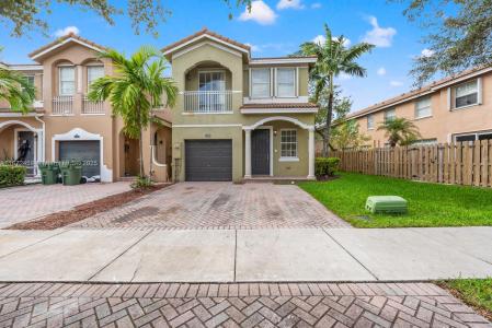 1366 SE 26th Ave, Homestead, Florida 33035, USA