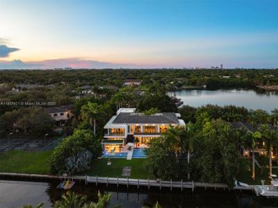 540 Leucadendra Dr, Coral Gables, Florida 33156, USA