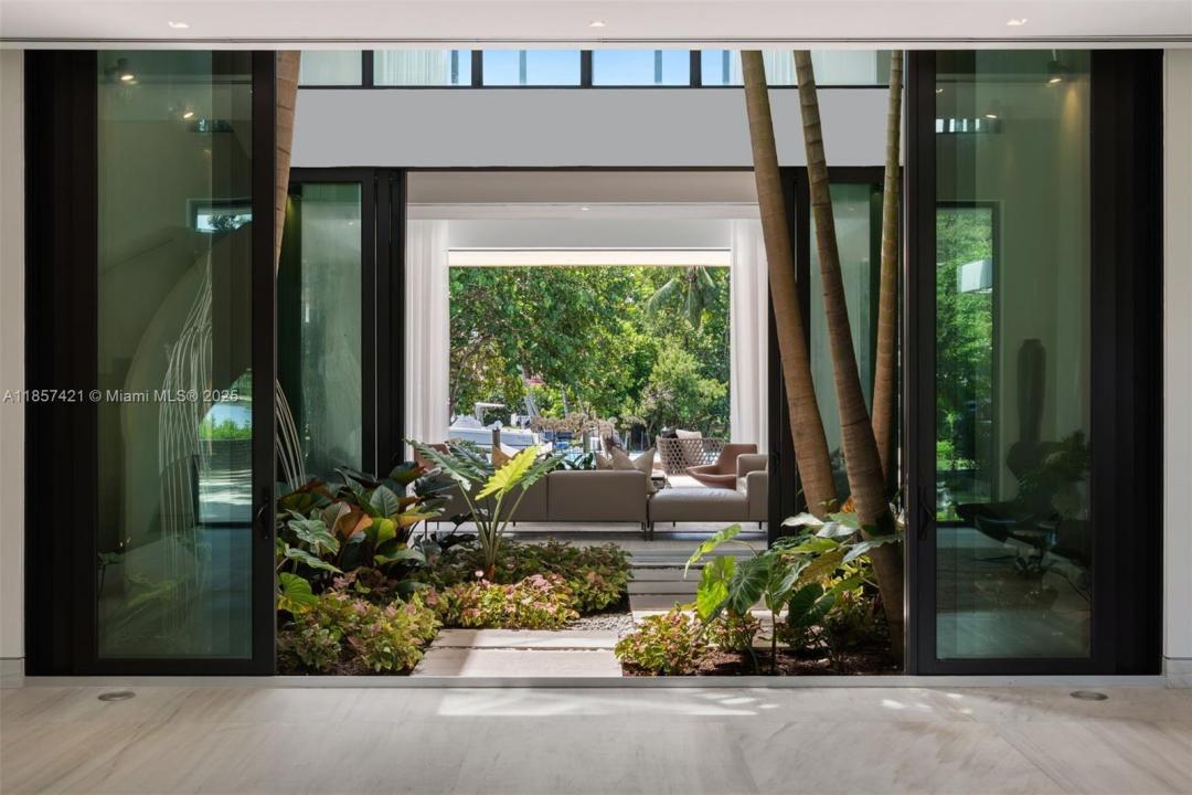 540 Leucadendra Dr, Coral Gables, Florida 33156, Estados Unidos