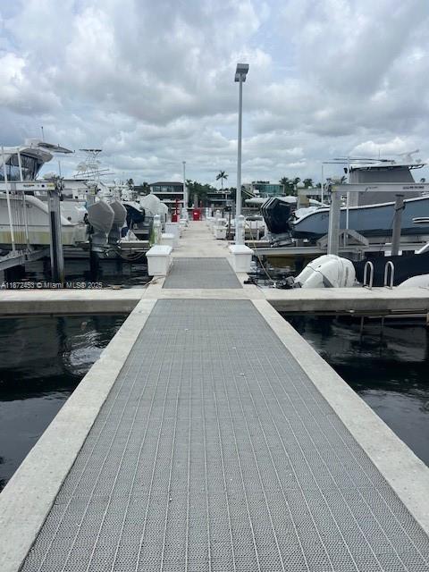 4 Grove Isle Drive, Coconut Grove, フロリダ 33133, アメリカ合衆国