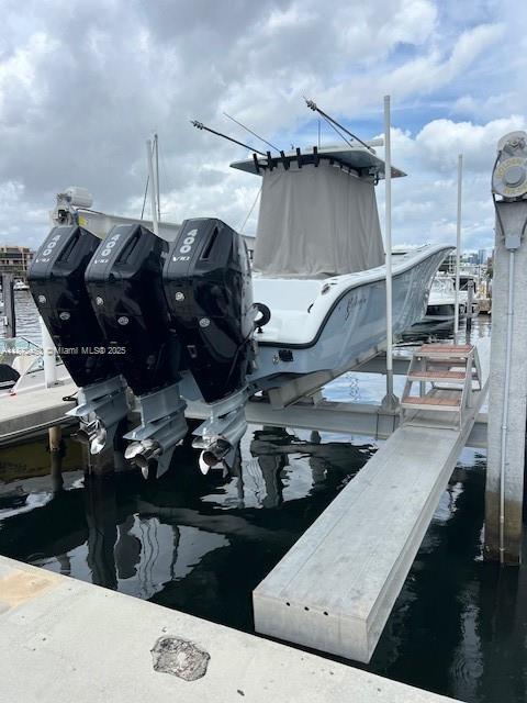 4 Grove Isle Drive, Coconut Grove, フロリダ 33133, アメリカ合衆国