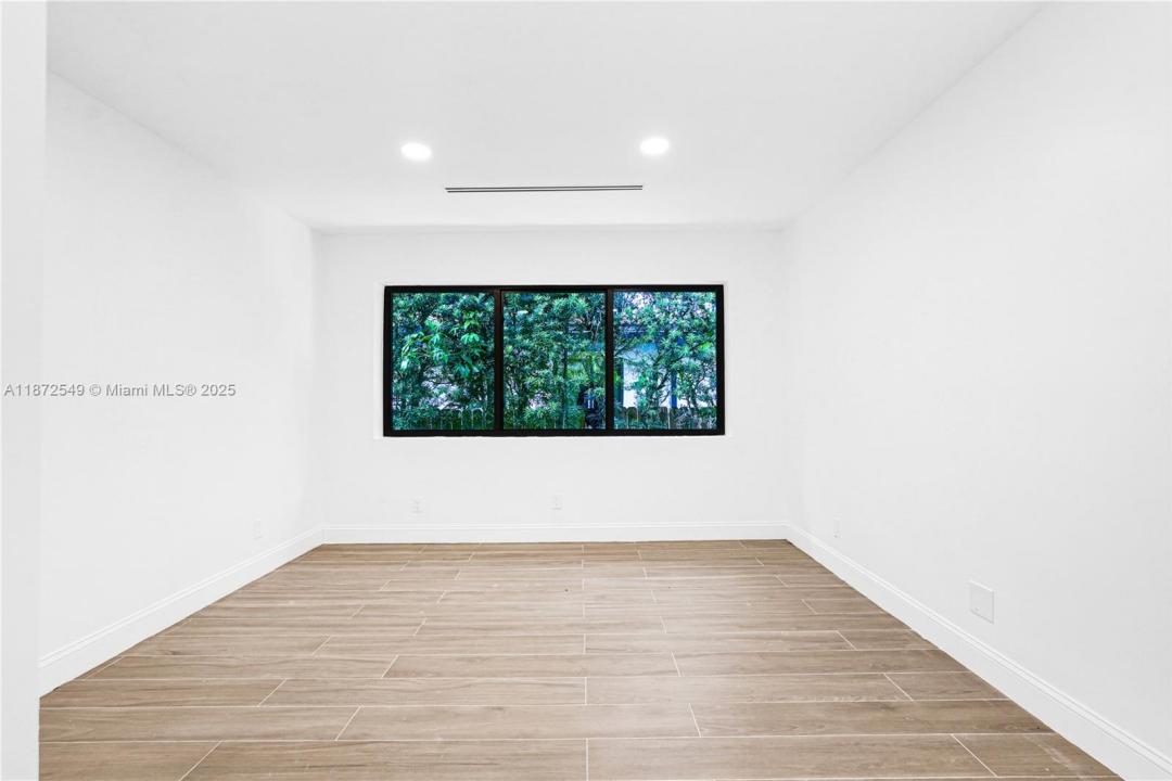 10618 NE 11th Ave 0, Miami Shores, Florida 33138
