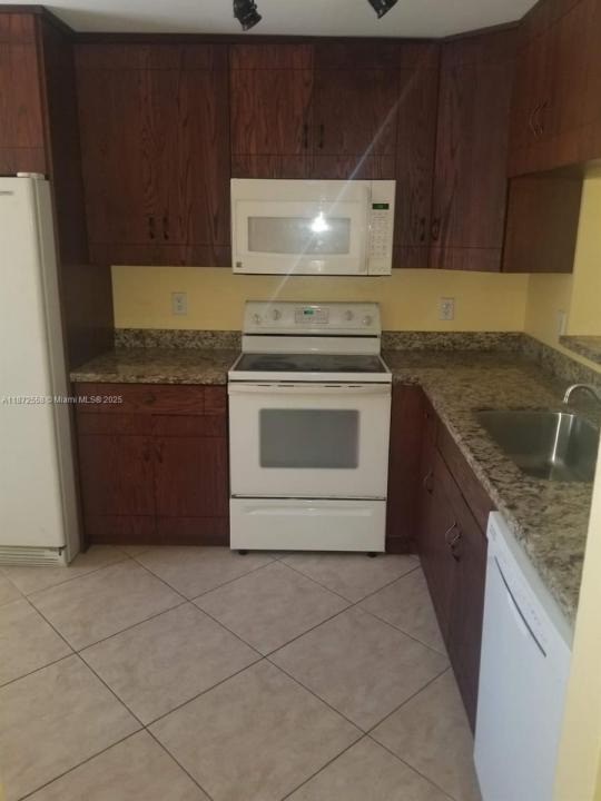 4345 NW 69th Ter 4345, Lauderhill, Florida 33319
