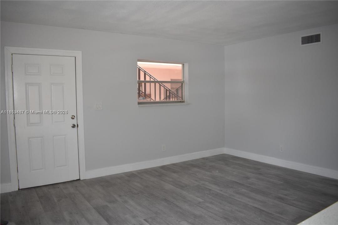 312 SW 1st St E-4, Pompano Beach, Floride 33060, États-Unis