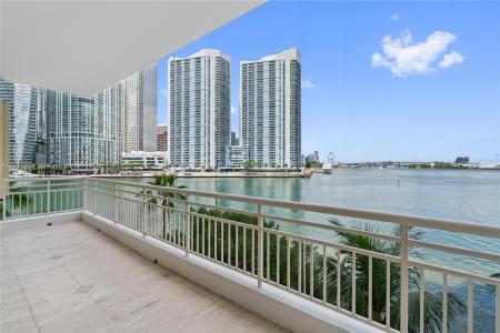 888 Brickell Key Dr 408, Miami, Florida 33131, USA