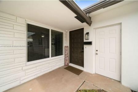 1769 NE 45th St 1769, Oakland Park, Florida 33334, USA