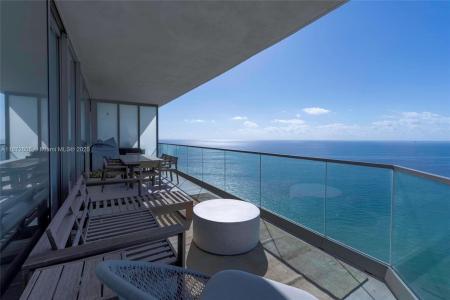 18975 Collins Ave 3004, Sunny Isles Beach, Florida 33160, USA