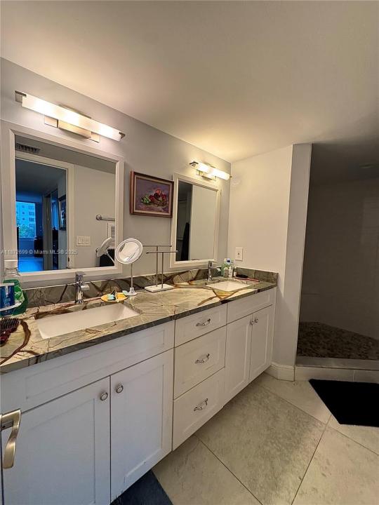 3589 S Ocean Blvd 306, South Palm Beach, Florida 33480, Estados Unidos