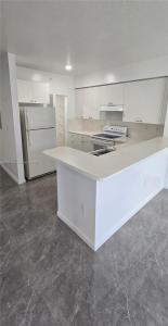 11040 SW 196th St 401, Cutler Bay, Florida 33157, USA