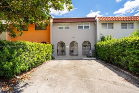 7305 W 2nd Ct, Hialeah, Florida 33014, USA