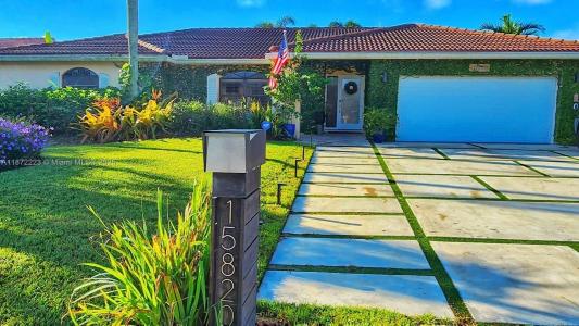 15820 N Sedgewyck Cir N 0, Davie, Florida 33331, USA