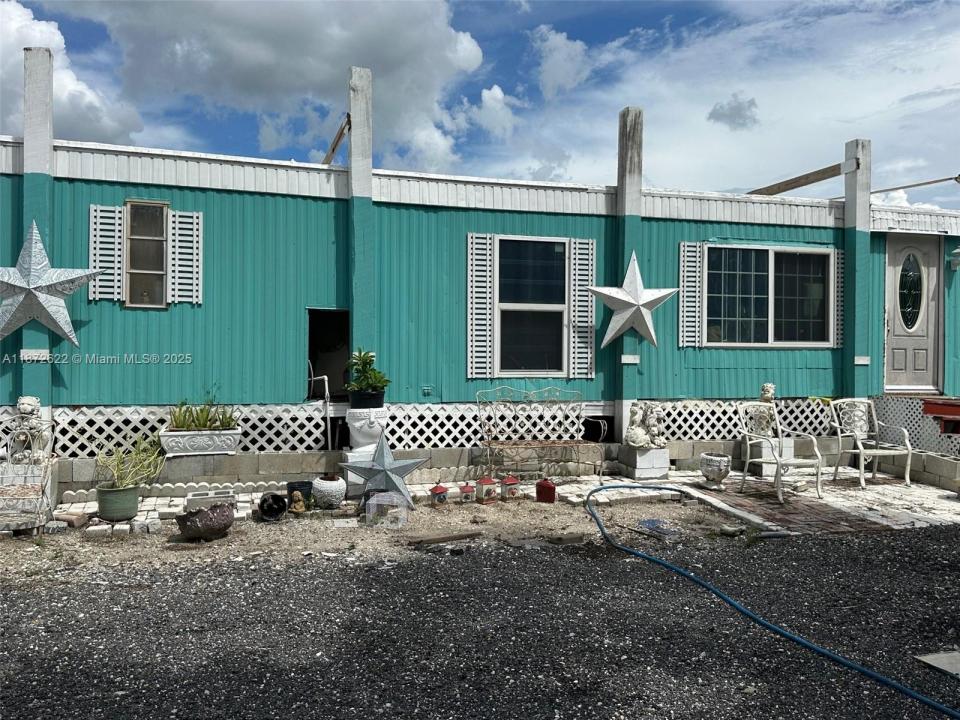 675 S ORANGE, Clewiston, Florida 33440, Estados Unidos