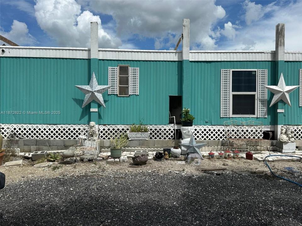 675 S ORANGE, Clewiston, Florida 33440, Estados Unidos