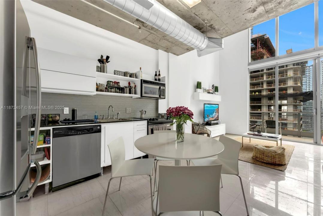 690 SW 1st Ct 2710, Miami, Florida 33130