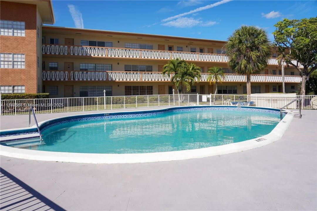11855 NE 19th Dr 10, North Miami, Floride 33181, États-Unis
