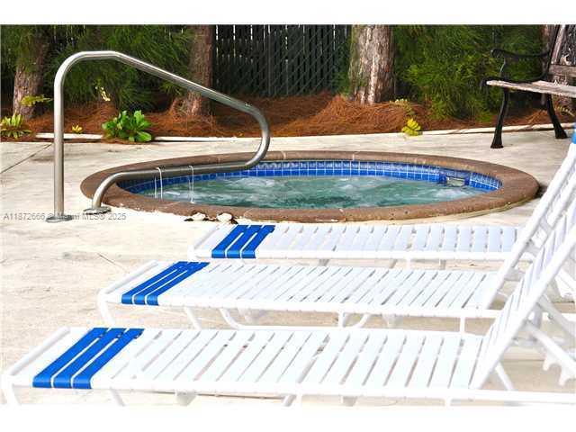 150 SE 25th Rd 3M, Miami, פלורידה 33129, ארצות הברית של אמריקה 