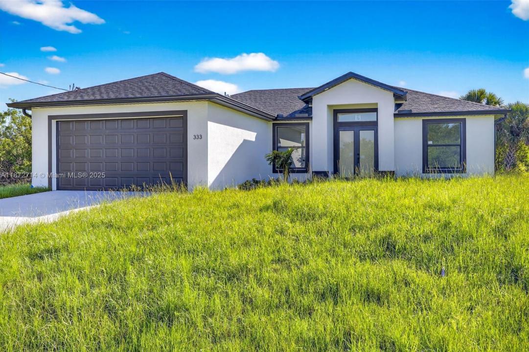 333 Pinehurst Ave, Lehigh Acres, Floride 33974, États-Unis
