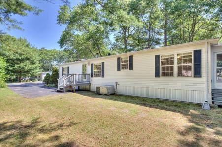 35 Liena Rose Way, Coventry, Rhode Island 02816