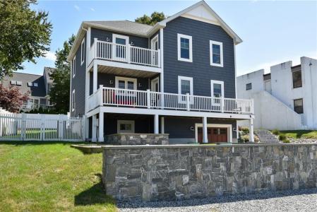 46 Bayberry Road, Narragansett, Rhode Island 02882