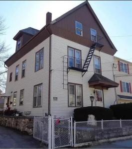 88 Bagley Street, Pawtucket, Rhode Island 02863, USA