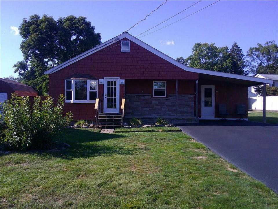 73 Woodland Street, Cumberland, Rhode Island 02864, États-Unis