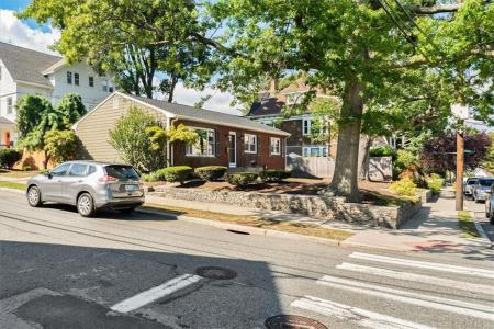 282 Morris Avenue, Providence, Rhode Island 02906