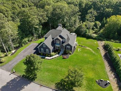25 Rock Way, East Greenwich, Rhode Island 02818, USA