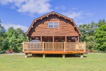 445 Maureen Circle, Burrillville, Rhode Island 02839