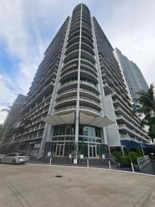 690 SW 1st Ct 2515, Miami, Florida 33130, USA