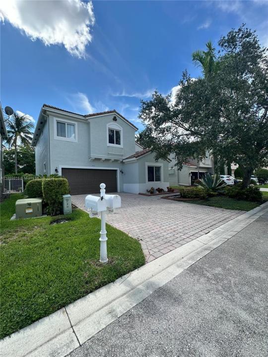 752 NW 127th Ave, Coral Springs, Florida 33071, USA