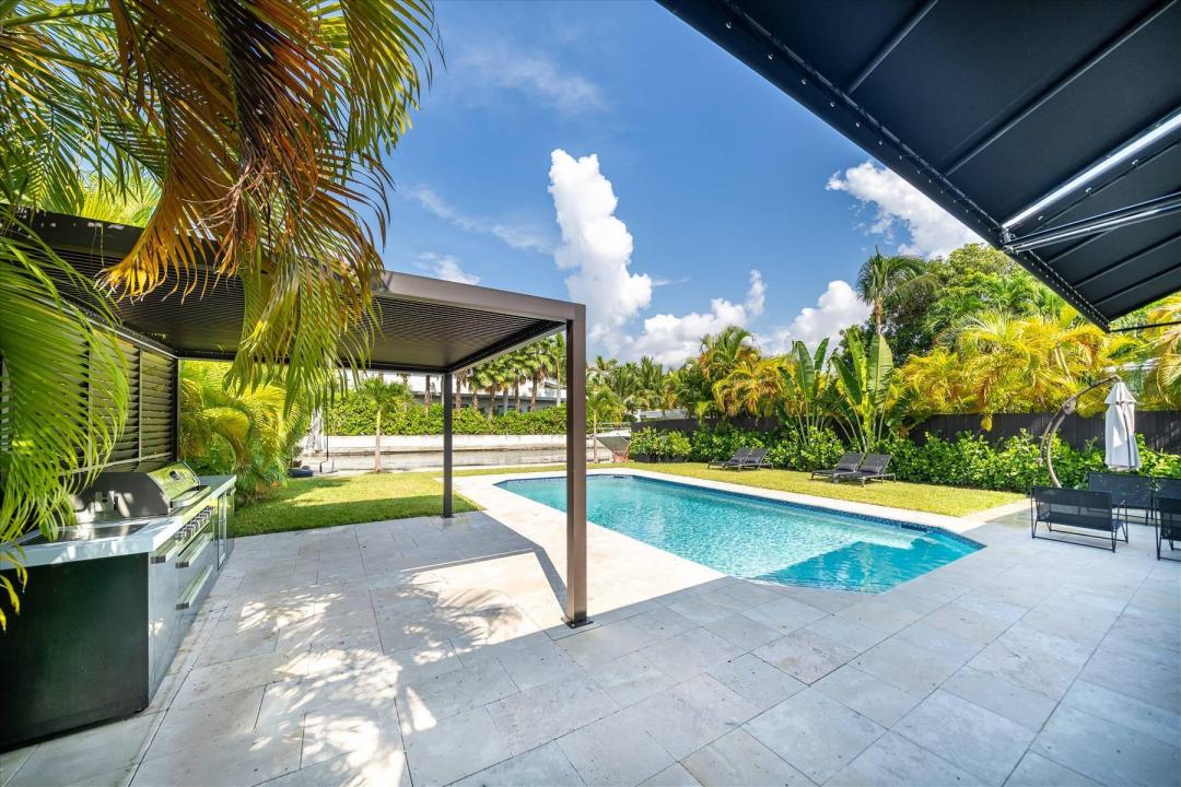7610 Bayside Lane, Miami Beach, Florida 33141