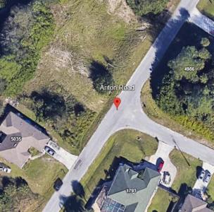 Ariton Road, North Port, Flórida 34288, Estados Unidos