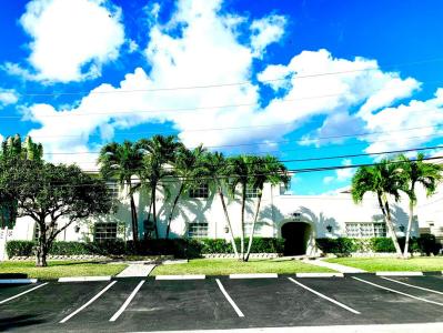 2735 NE 28 Court, Lighthouse Point, Florida 33064