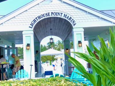 2735 NE 28 Court, Lighthouse Point, Florida 33064