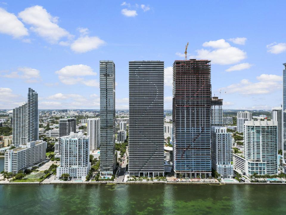700 NE 24th Street 3002, Miami, Florida 33137