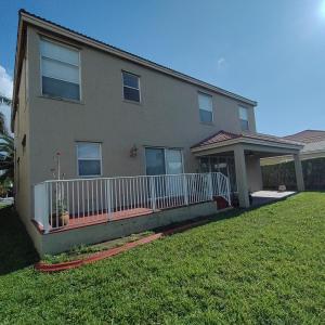 16729 SW 16th Street, Pembroke Pines, Florida 33027