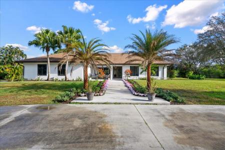 16748 Fox Trail Lane, Loxahatchee, Florida 33470