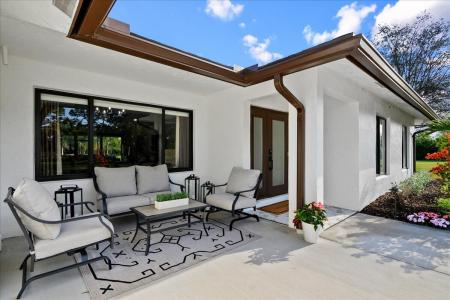 16748 Fox Trail Lane, Loxahatchee, Florida 33470