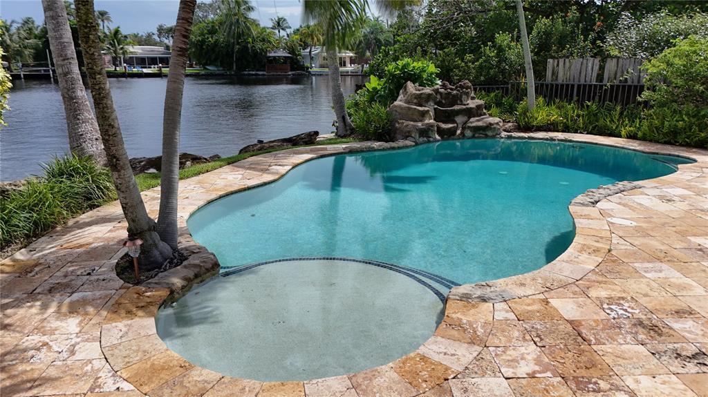 1925 Coral Gardens Dr, Coral Gardens, Wilton Manors, Florida 33306