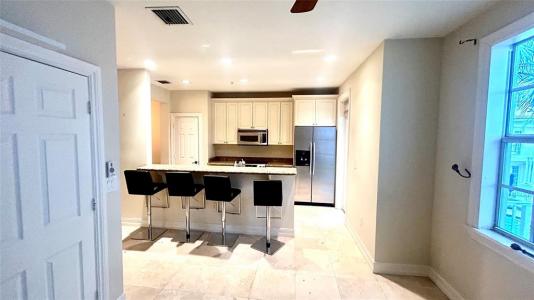 2720 NE 9th Ave, Wilton Manors, Florida 33334