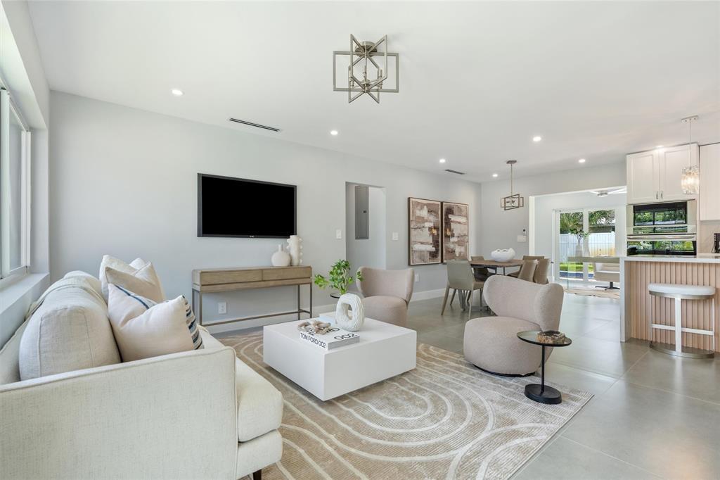 324 NE 28th St, Wilton Manors, Florida 33334
