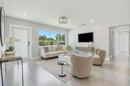324 NE 28th St, Wilton Manors, Florida 33334