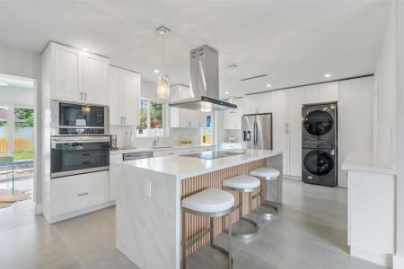 324 NE 28th St, Wilton Manors, Florida 33334