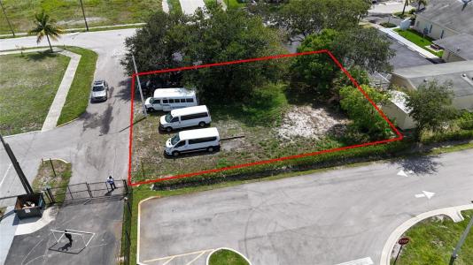 115 SW 1 Aveune, Deerfield Beach, 플로리다 33441, 미국